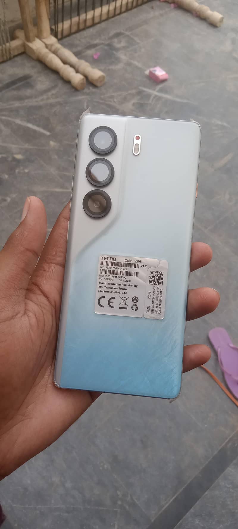 Tecno CAMON 40 Pro 0