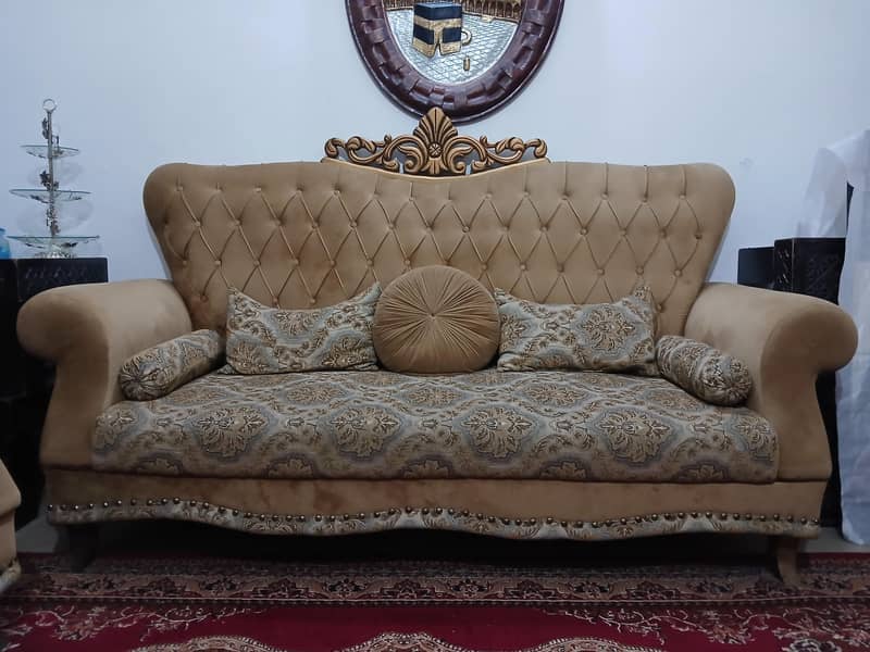 7 Seater Royal Sofas 0