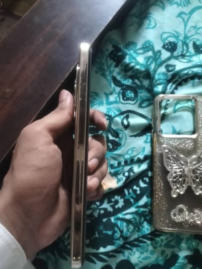 Infinix Hot 40i