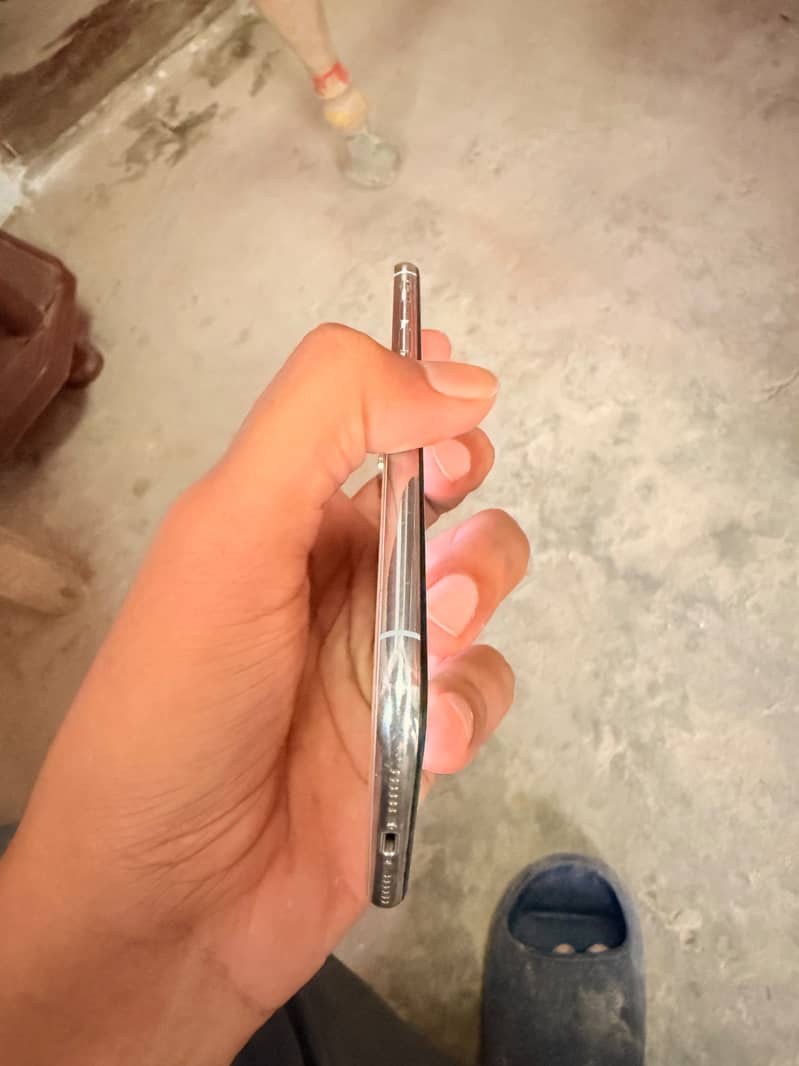 Apple iPhone X 0