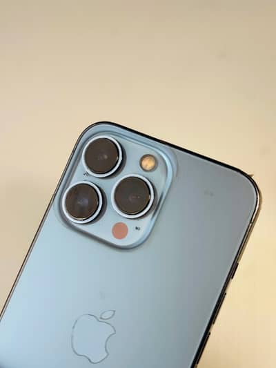 Apple iPhone 13 Pro