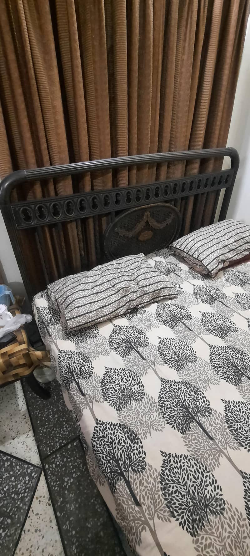 double size bed 2