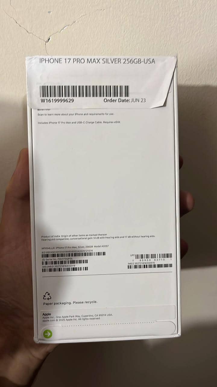iphone 17 pro max 1