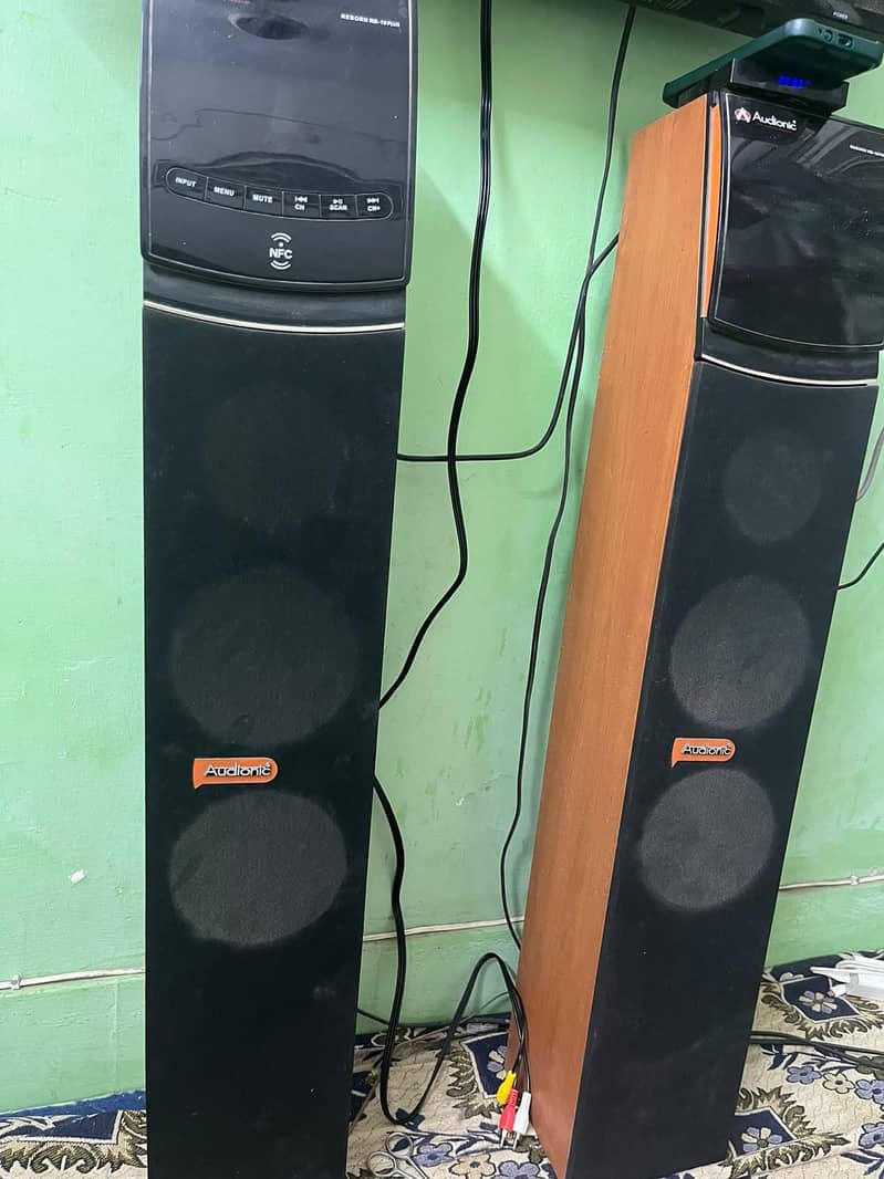 speaker 0