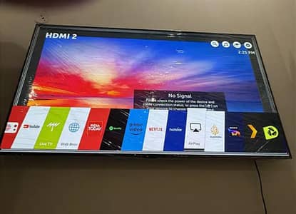 Samsung 5'6 smart LED my WhatsApp number 03254781768