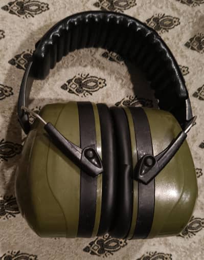 Green Vanderfields professional earmuffs imported industrial grade