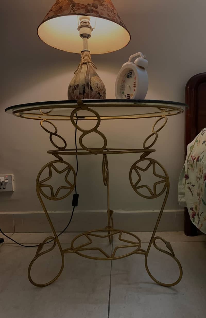 Rot Iron Table 1