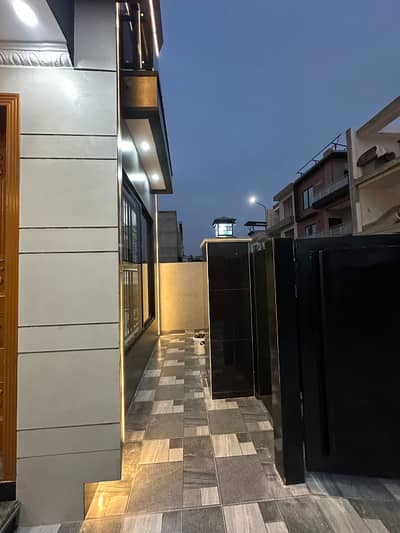 5 Marla Brand New House for Sale Crystal Block, Park View City Lahore