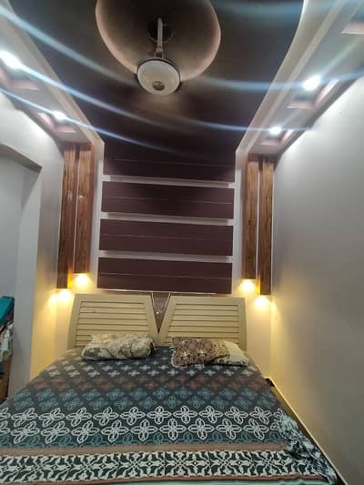 House available for sale 100 sqyd mujeeb garden model colony