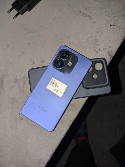 OPPO A 5i Ladies ko Pasand nhi Aya 4+4/128 10/10 condition box charger
