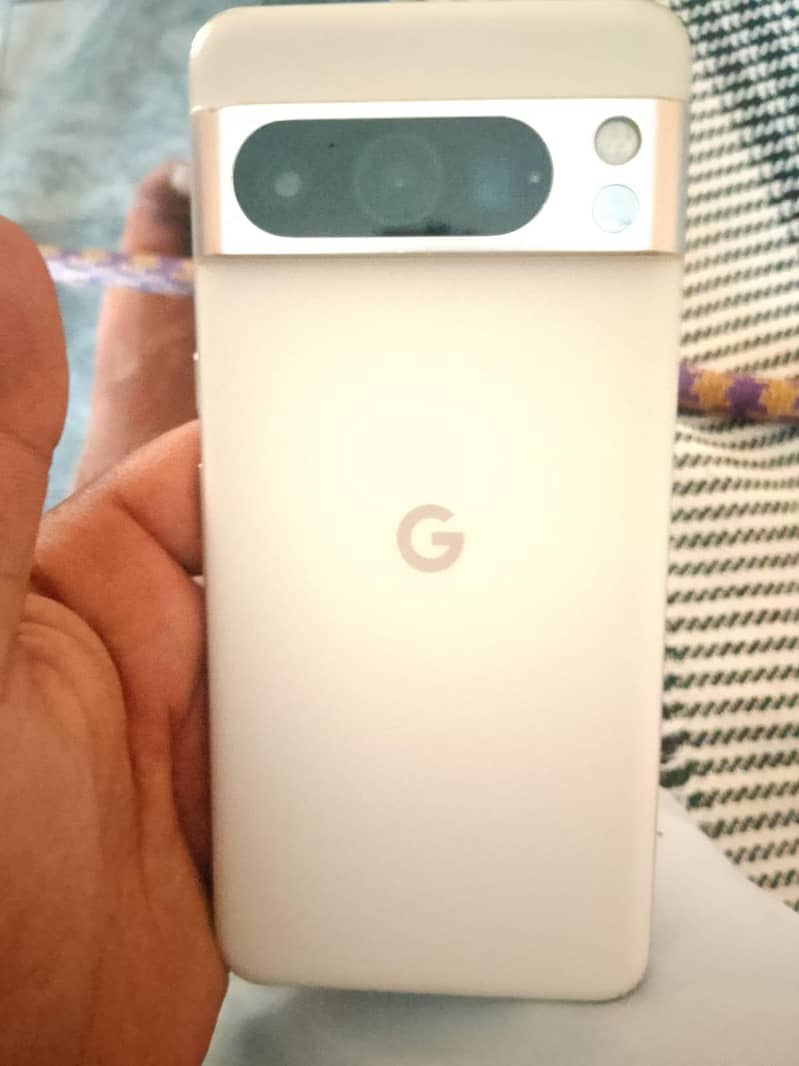 Google Pixel 8 Pro 1