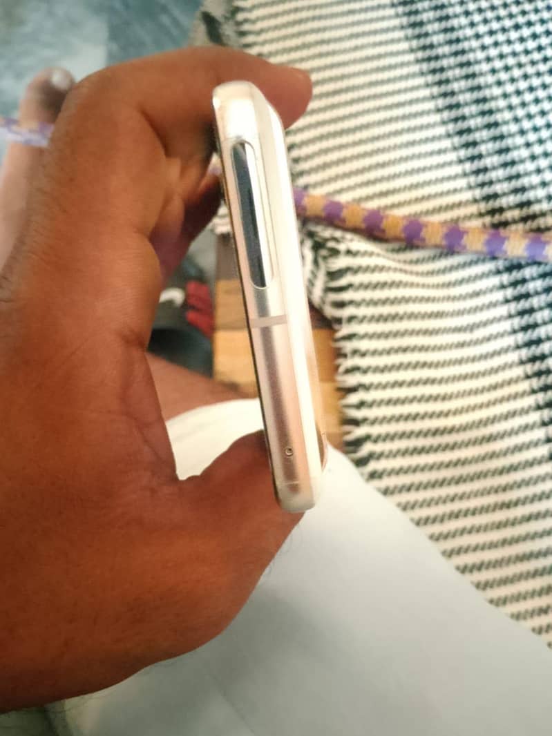 Google Pixel 8 Pro 3