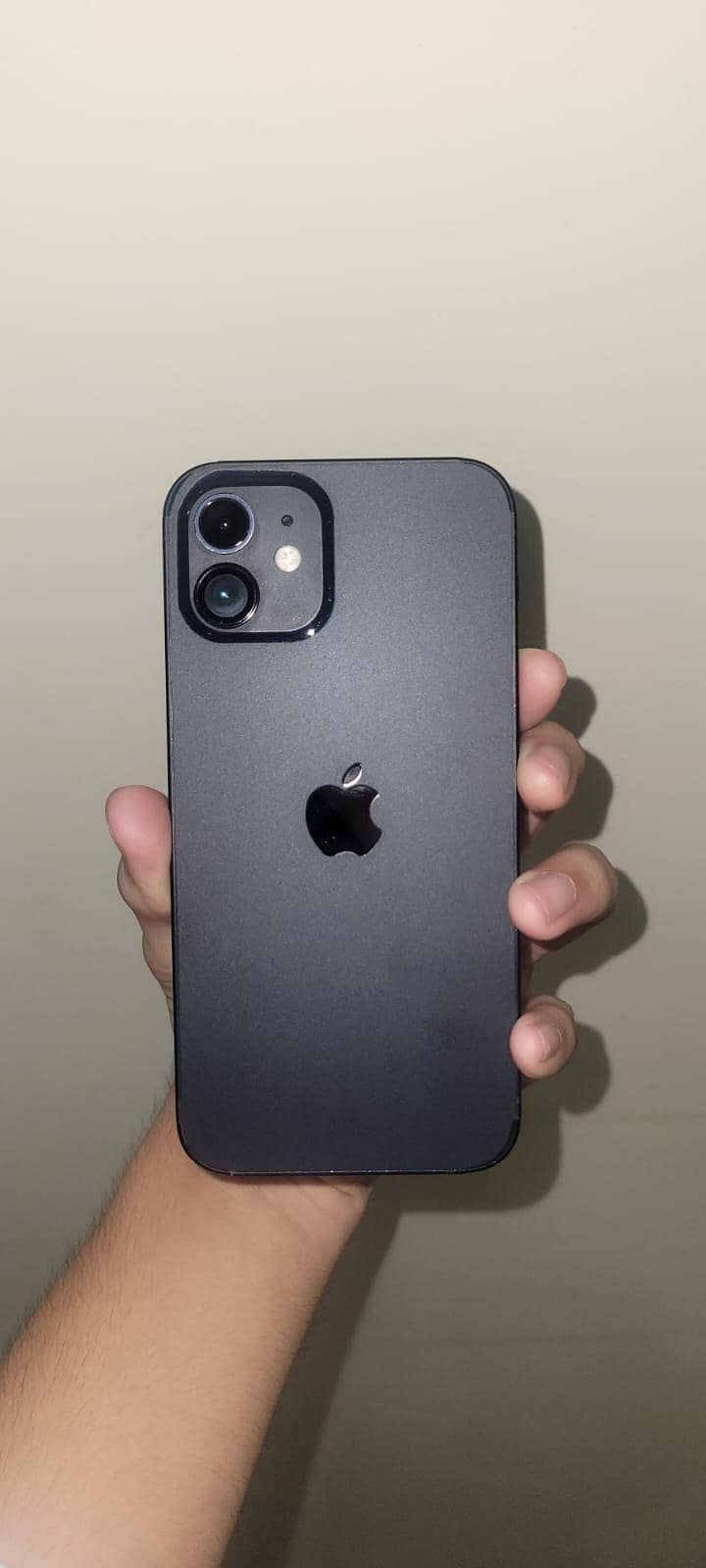 Apple iPhone 12 0