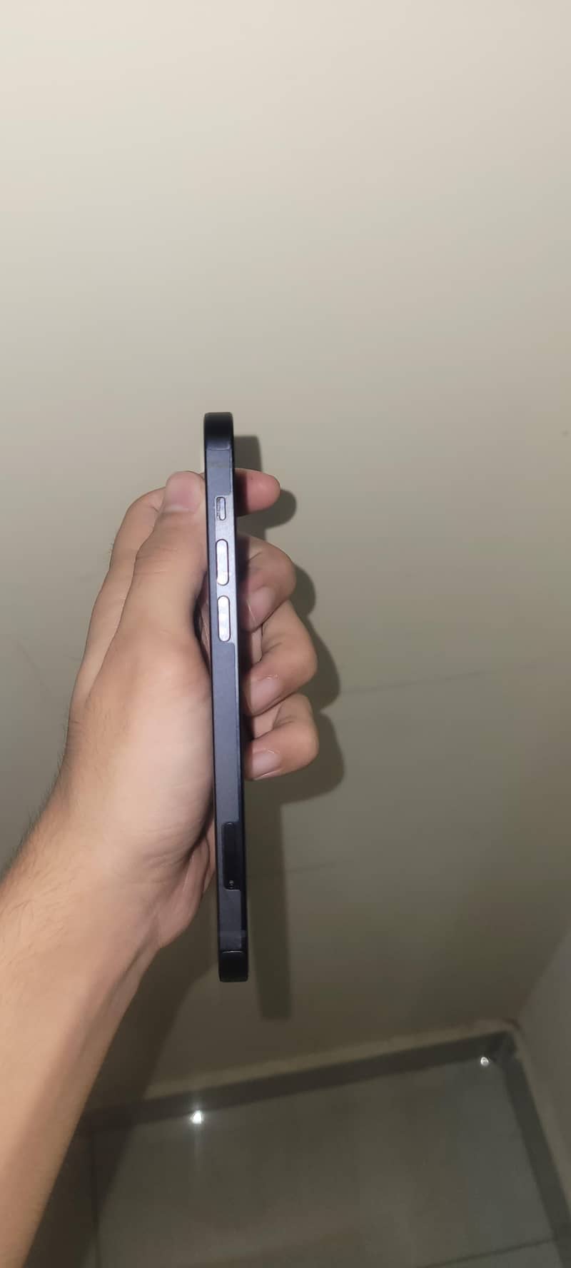 Apple iPhone 12 6