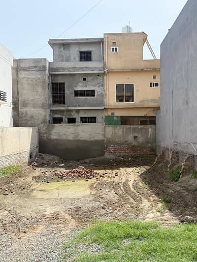Prime Location Residential Plot For sale In Lahore