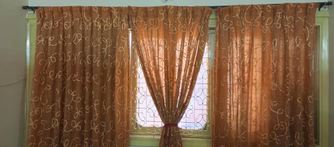 6 Piece Snake Design Curtain Set