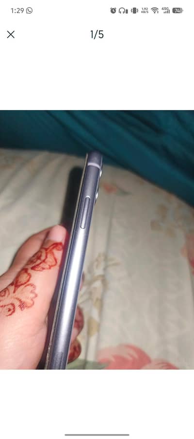 Apple iPhone 11
