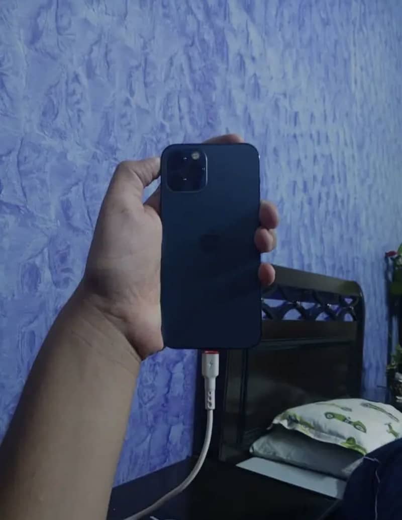 Apple iPhone 12 Pro 0
