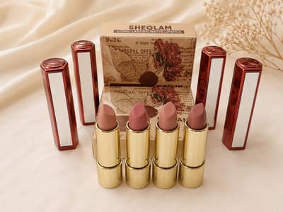 Pack of She glam 4pcs mix color lipsticks
