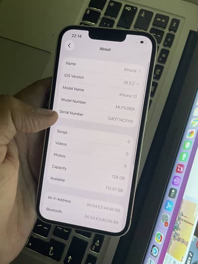 Apple iPhone 13