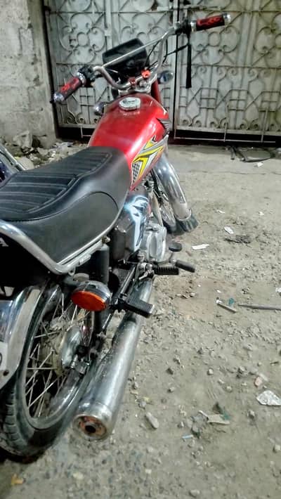 140000 Honda bike For sale