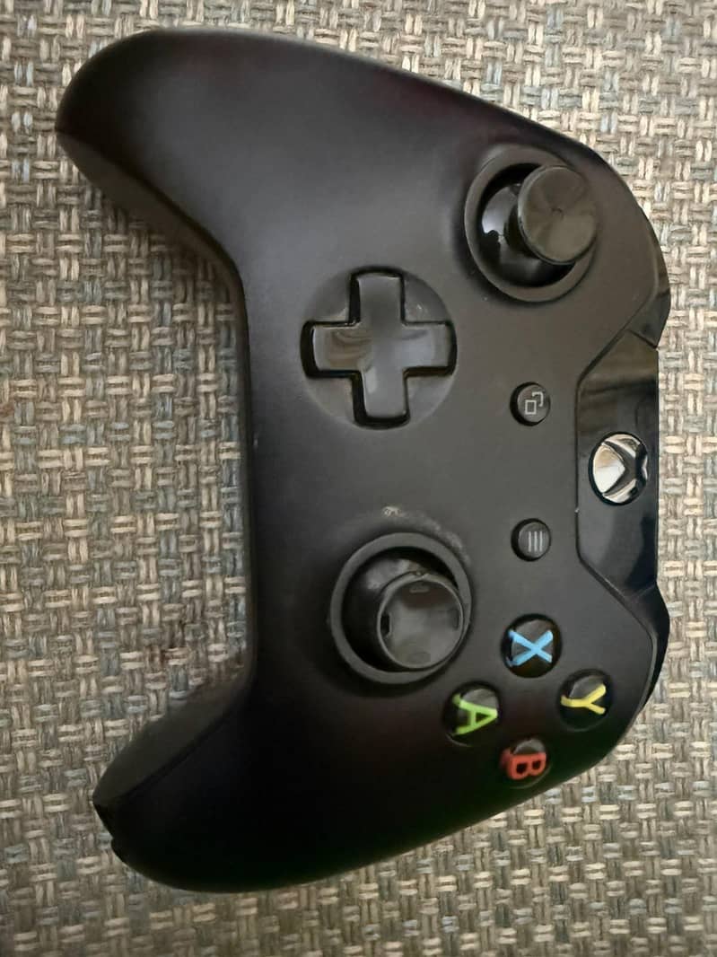 Xbox One 4