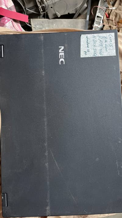 NEC Core i5 8th Generation 4/128 SSD with charger