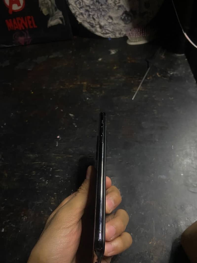 Iphone 11 pro max 5