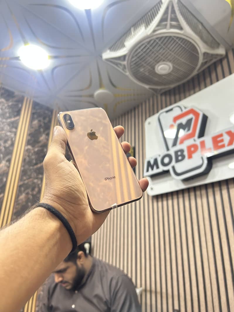 Iphone Xs 4
