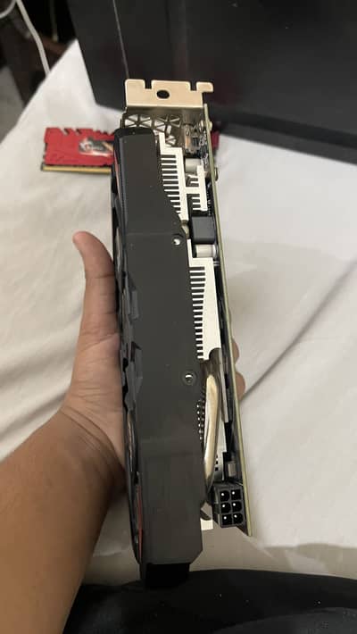 AMD RADEON RX580