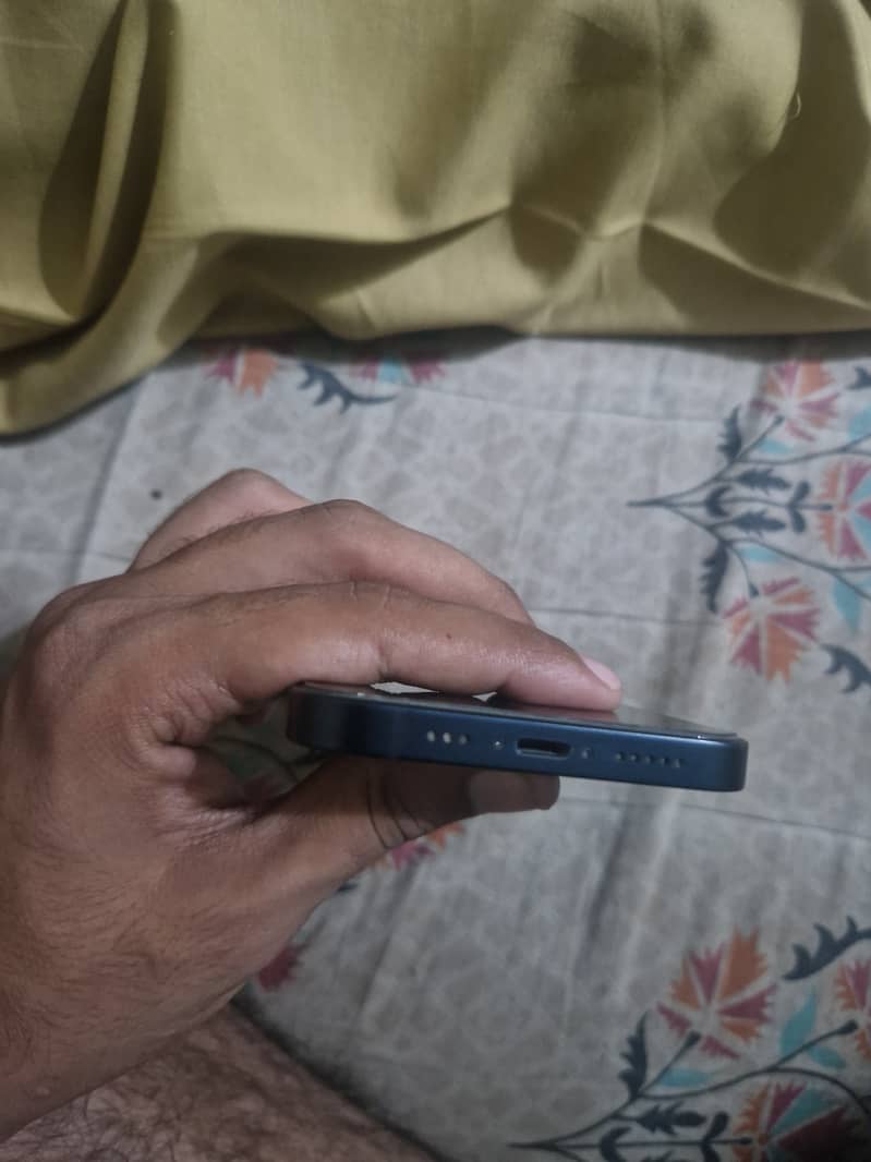 IPHONE 13 2