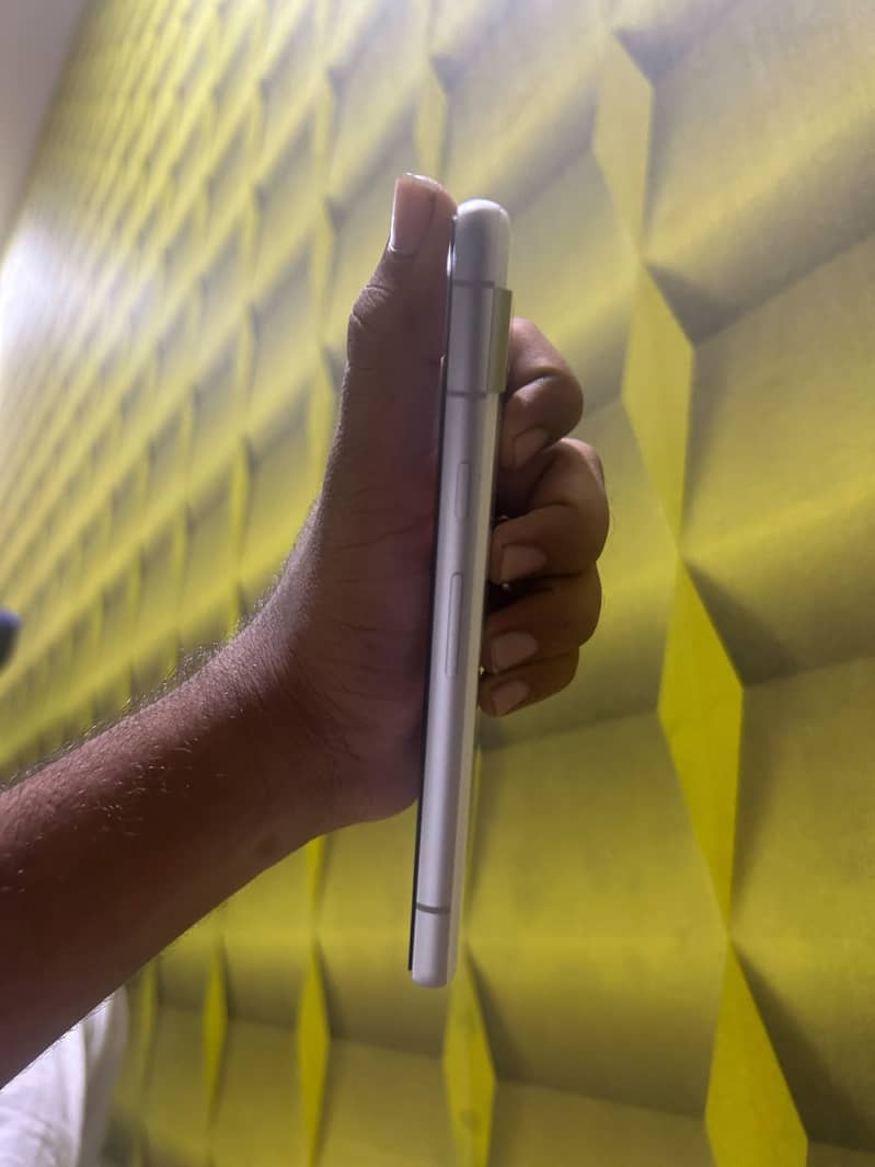 Google Pixel 7a 4