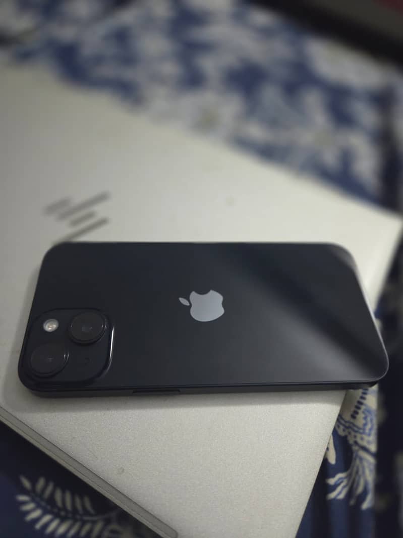 Apple iPhone 14 4