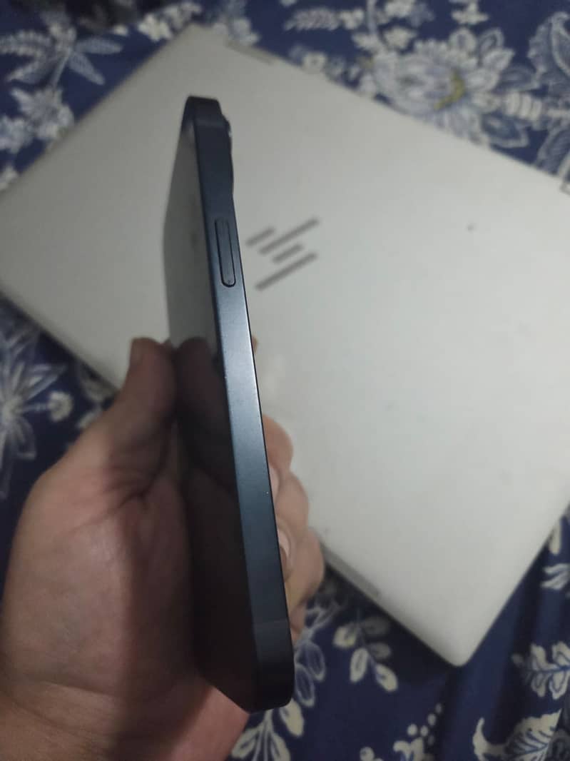 Apple iPhone 14 5