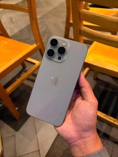 Apple iPhone 15 Pro Max