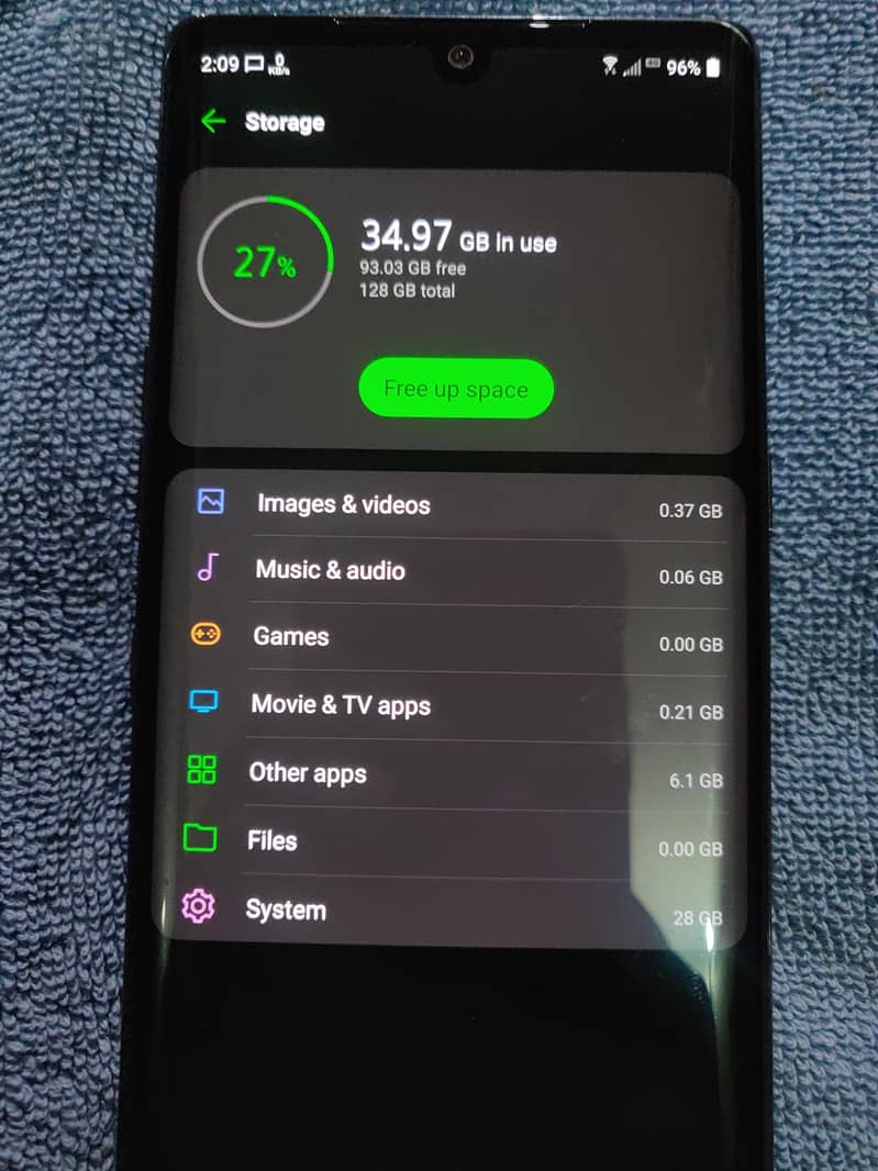 LG  velvet 5g. . . 10/10 . . 4