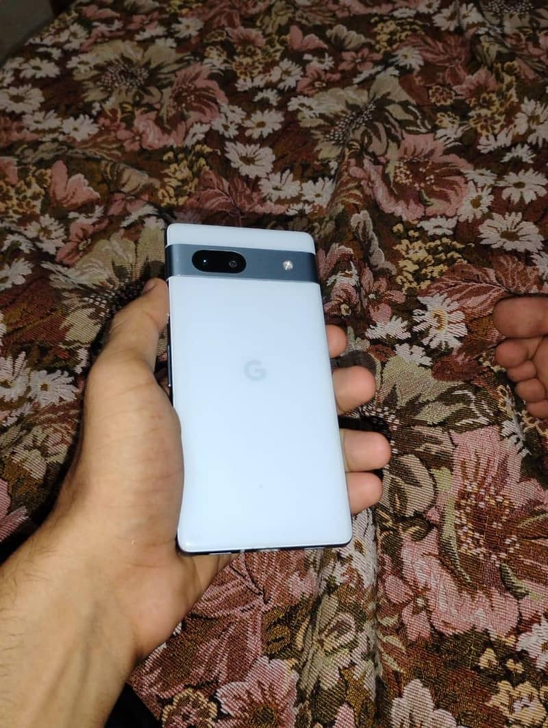 Google Pixel 7a 1