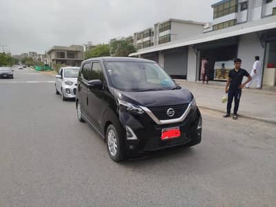 Nissan Dayz Highway Star S-Hynrid