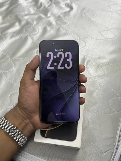 Apple iPhone 16 Pro Max