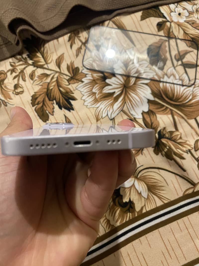 Apple iPhone 14 6