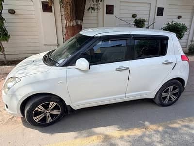 Suzuki Swift 1.3 DLX 2013