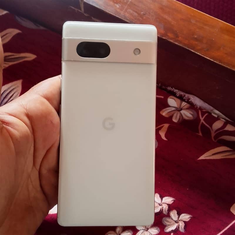 Google Pixel 7a 5