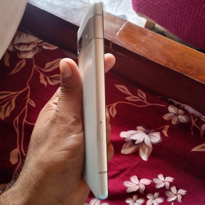 Google Pixel 7a 6