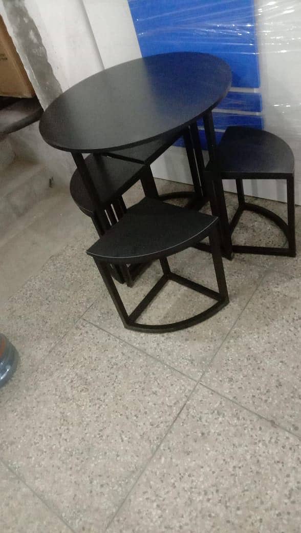Smart Dining Table 4