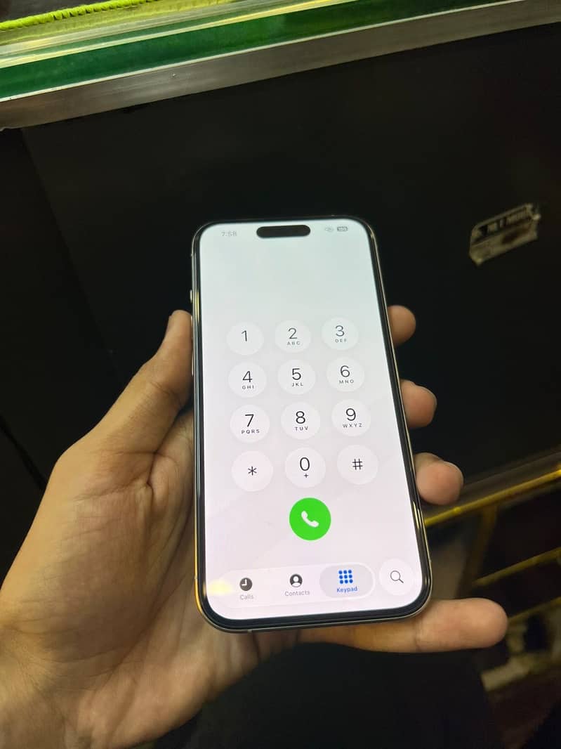 iPhone 15 pro 8