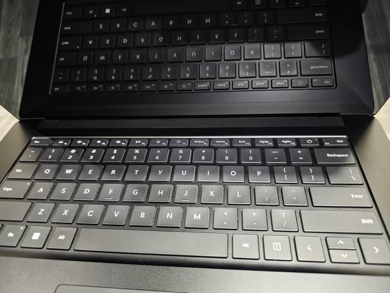 Microsoft Surface Laptop 5 4