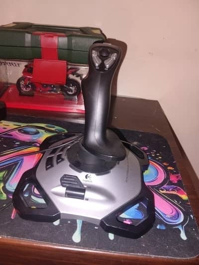 Logitech Extreme 3D Pro joystick