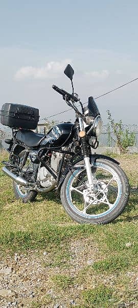 Suzuki GS 150 SE
