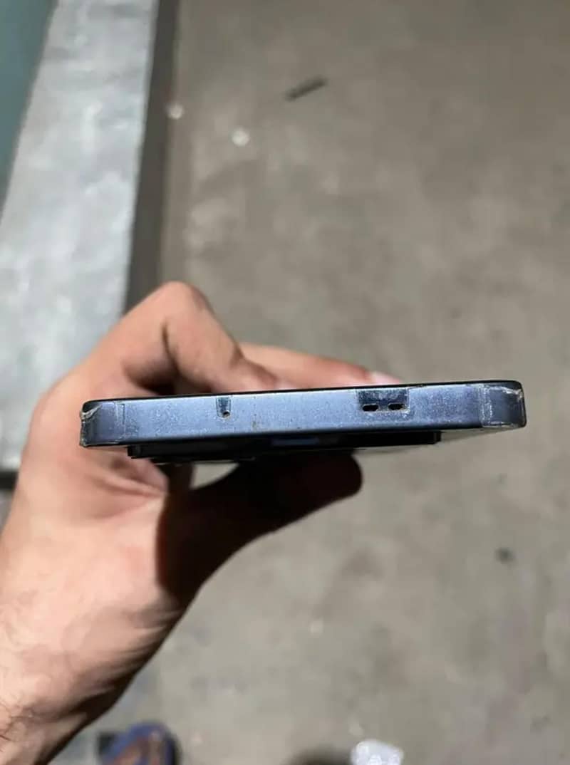 Infinix Note 40 4