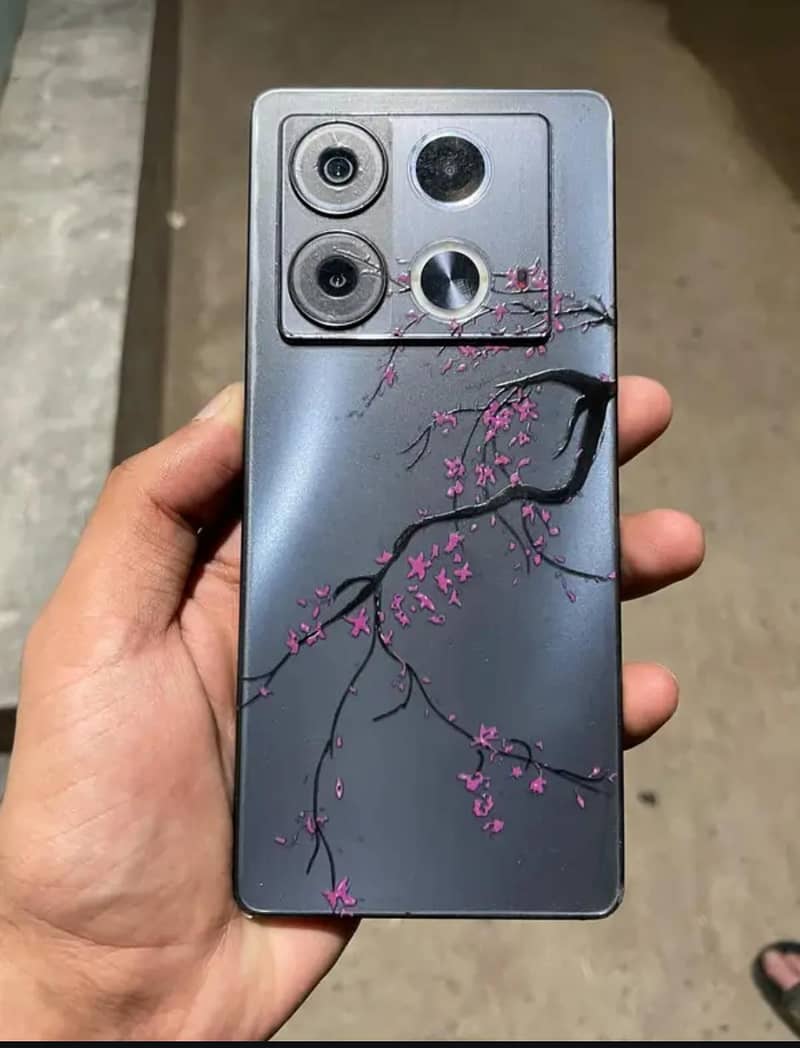 Infinix Note 40 8